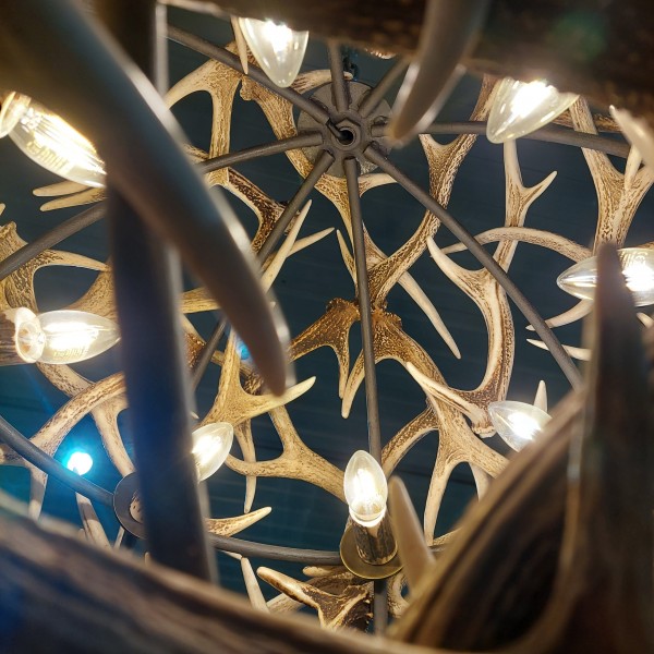 Elegant och lyxig rund takkrona av hjorthorn 100 cm