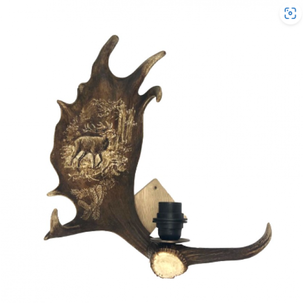 Mindre dovhjorthorn vägglampa med hjortgravyr naturlig 35cm Mindre dovhjorthorn vägglampa med hjortgravyr naturlig 35cm