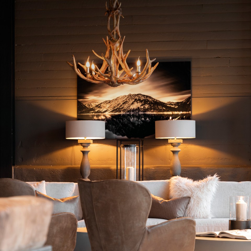 Horn Liten Ljuskrona 6-Ljus Natur 68cm