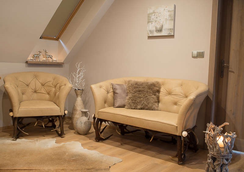 Deer Antler Armchair Siena